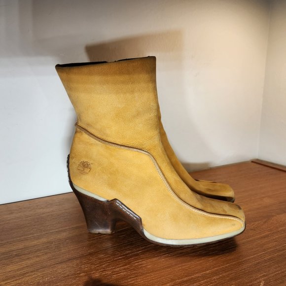 Timberland Original Yellow Waterproof Boots Women (8.5) - Picture 1 of 15